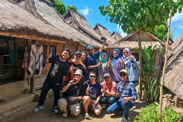 desa-tradisional-lombok.jpg
